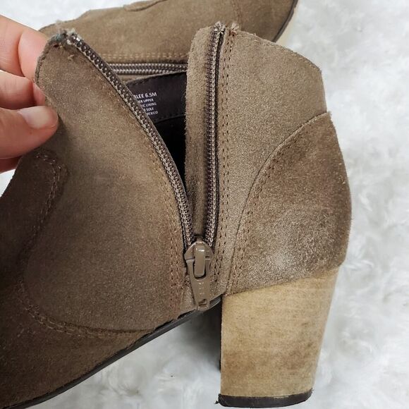 Steve Madden Harrlee Suede Booties Tan Size 6.5 - Picture 6 of 11